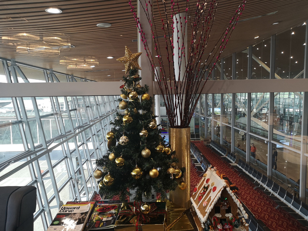 Plaza Premium First (International Departures, Satellite Terminal)-雪邦必去景点