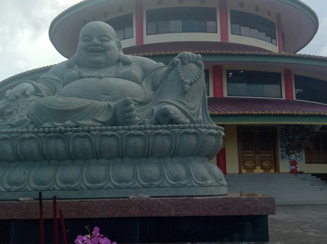 Padepokan Puri Tri Agung-Sungailiat必去景点