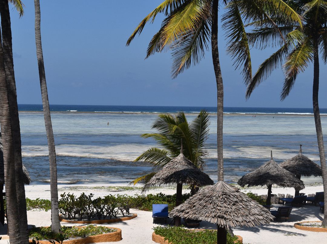 微风海滩俱乐部及Spa酒店主图