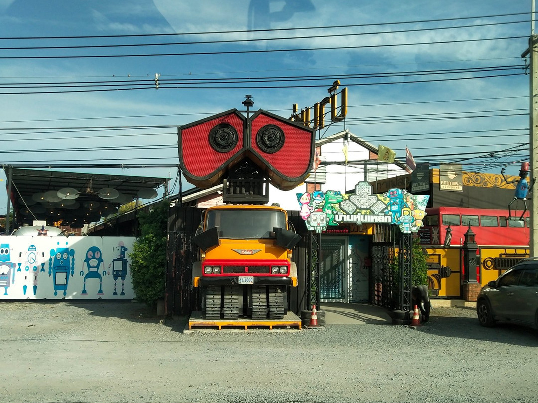 Ban Hun Lek-红统必去景点