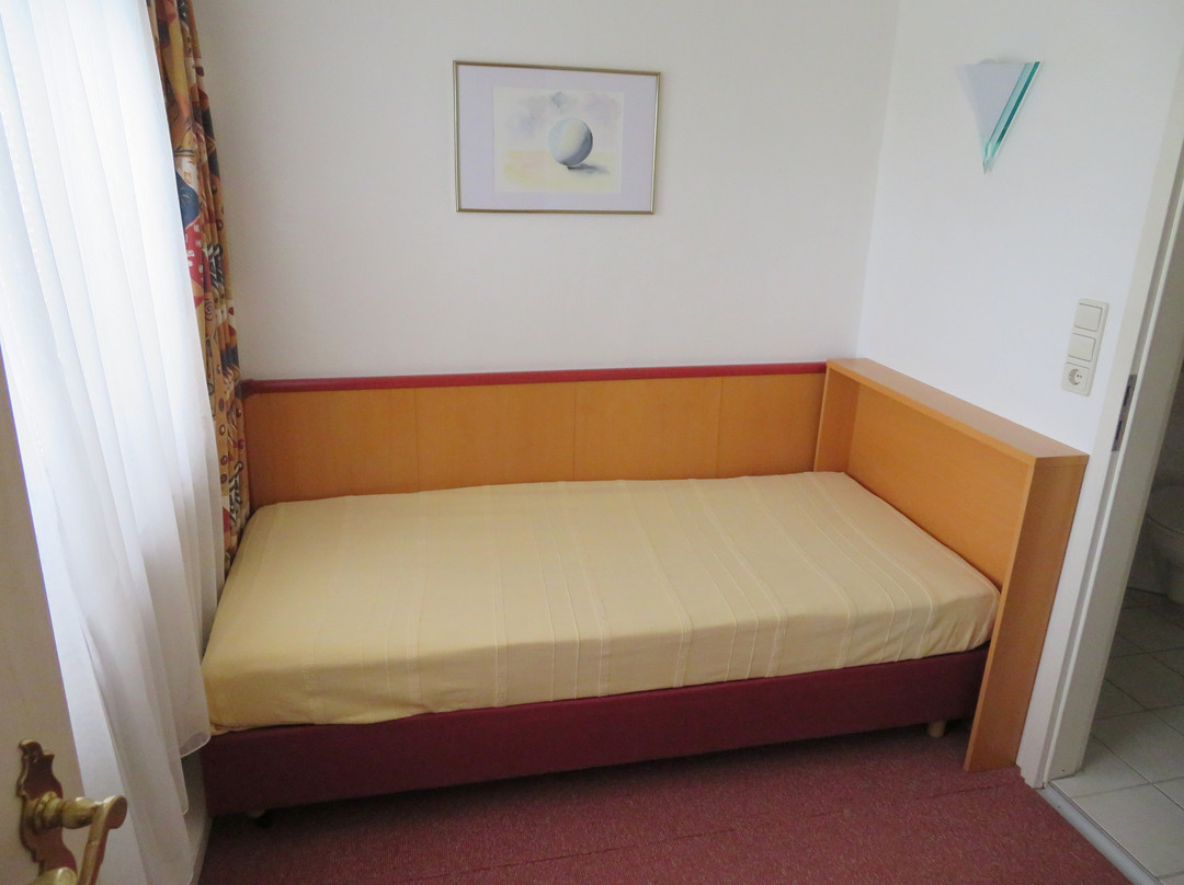 翰莎餐厅酒店主图