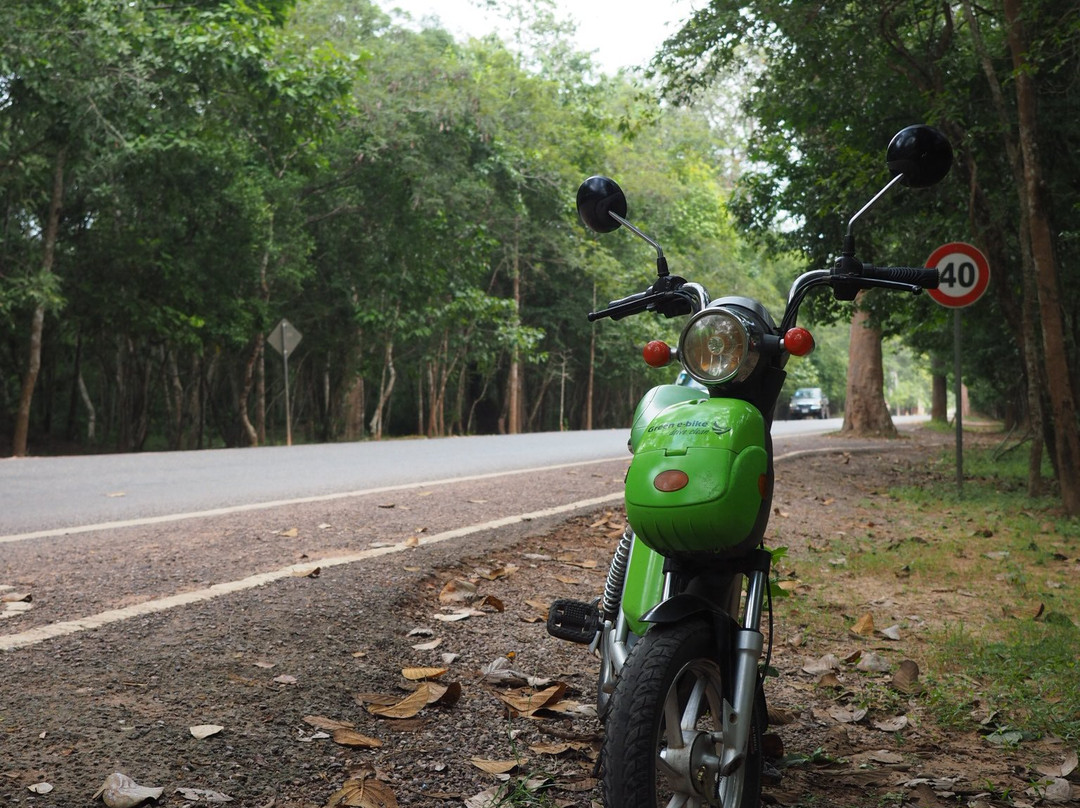 Green e-bike景点图片