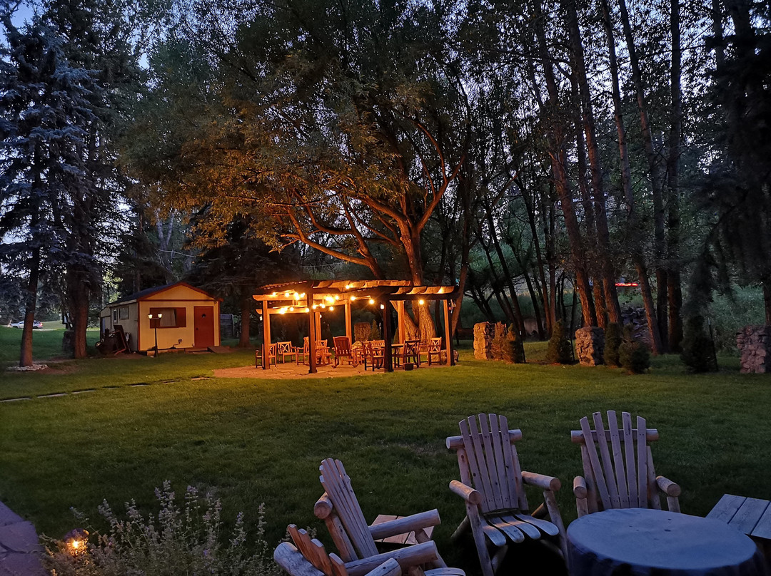 Alpen Way Chalet Mountain Lodge主图