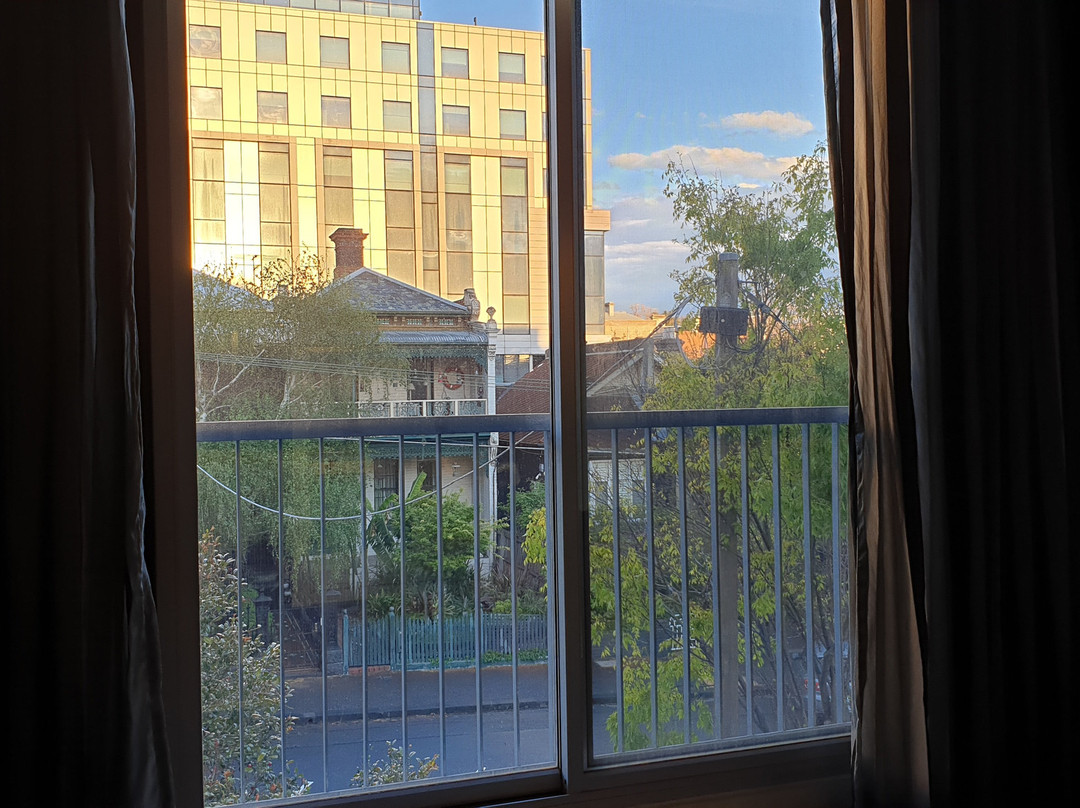 Adara Richmond主图