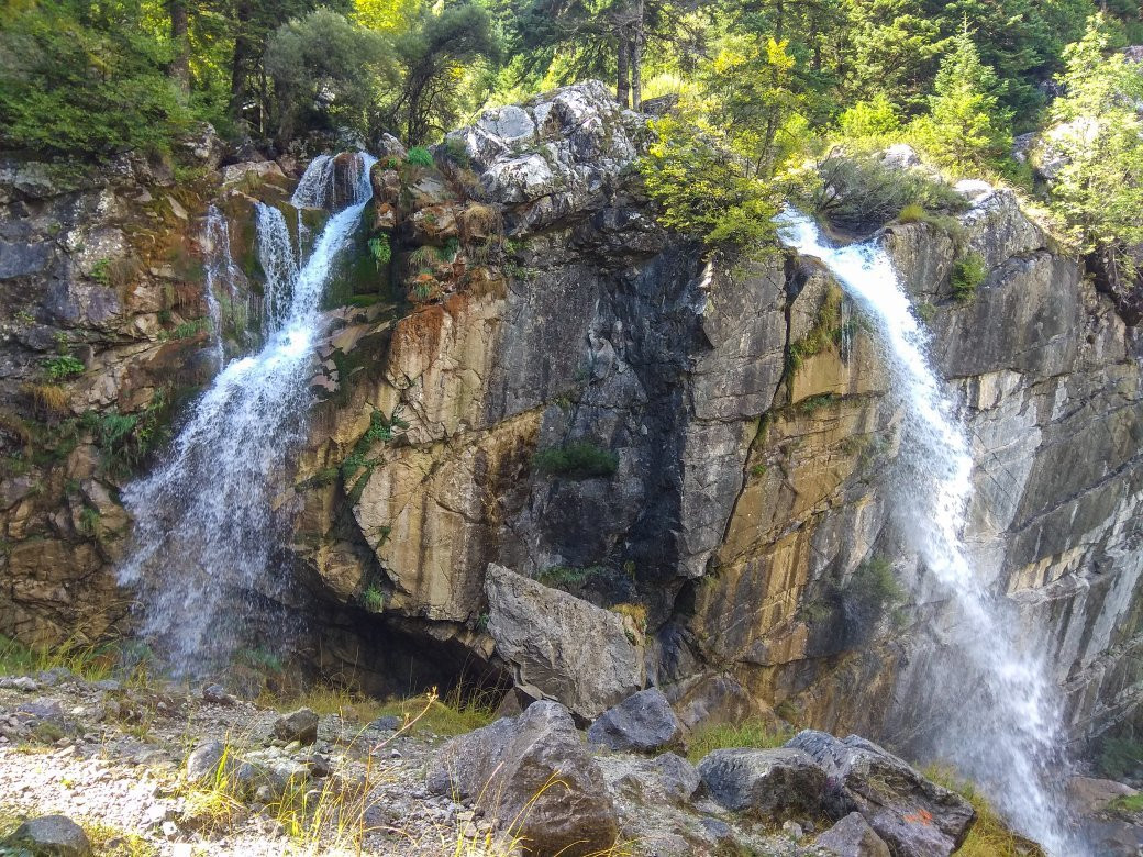 Theodoriana Waterfalls景点图片