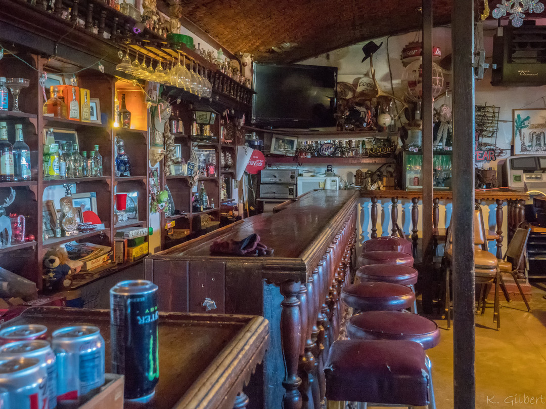 Tumacacori旅游景点-Abe’s Old Tumacacori Bar