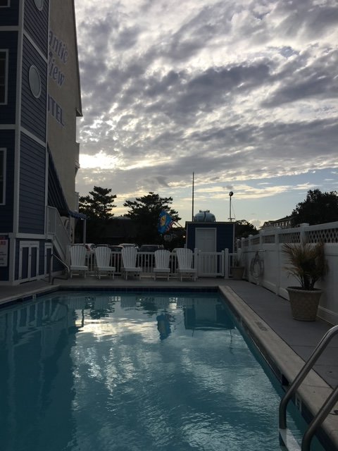 Atlantic View Hotel-泳池