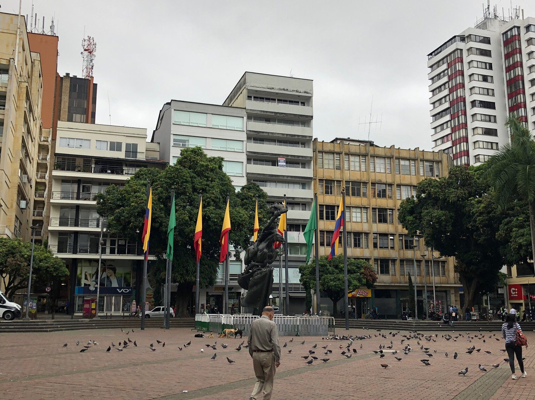 Plaza de Bolivar-佩雷拉必去景点