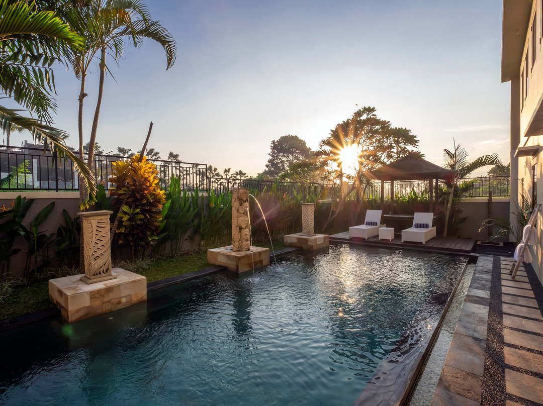 瑞克别墅酒店主图