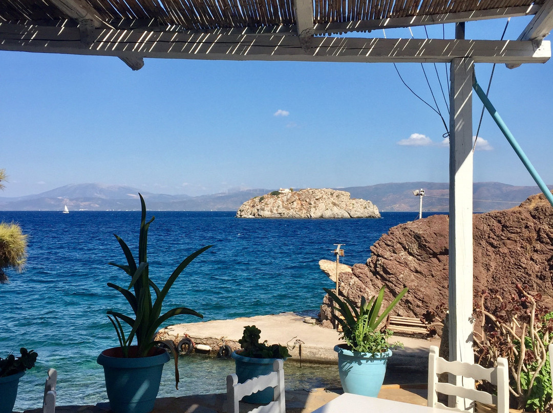 Four Seasons Hydra Hotel主图