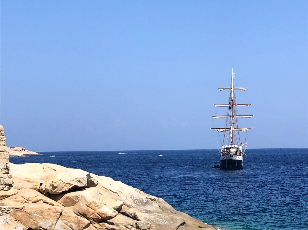 Caletta del Saraceno-Giglio Porto必去景点