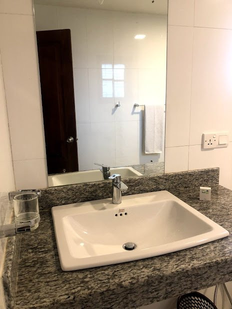 布什茶酒店主图