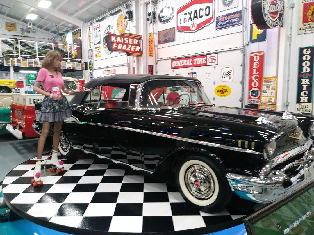 Eagle Mere Auto Museum景点图片