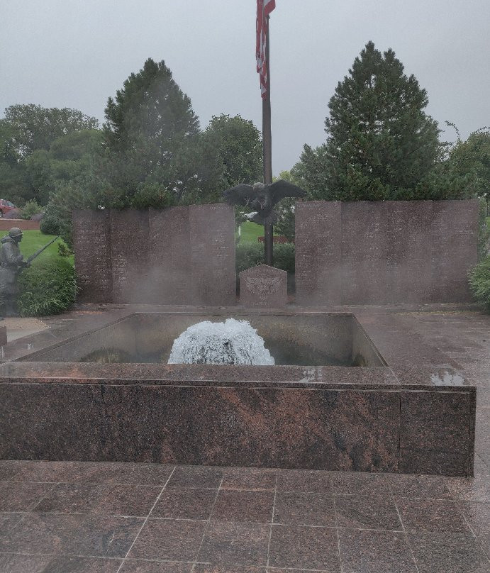 Flaming Fountain-皮尔必去景点