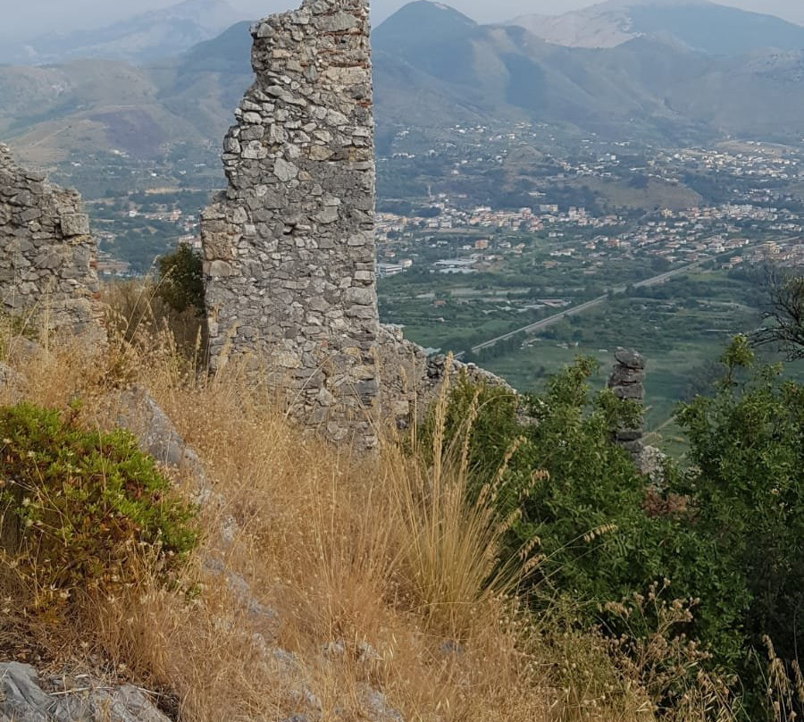 Castello di Castrocucco景点图片