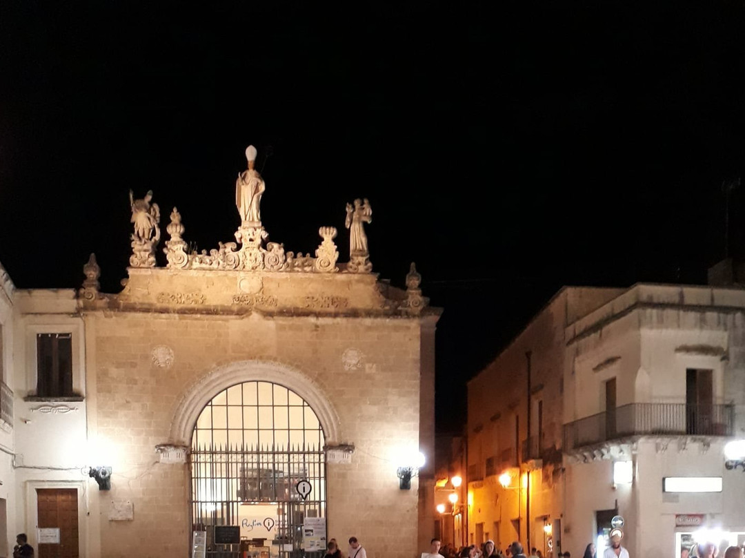 Piazza Salandra-纳尔德奥必去景点