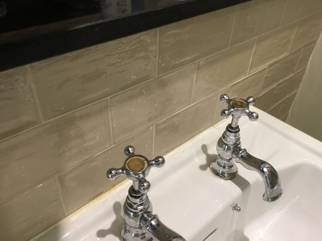 Saracens Head Hotel主图