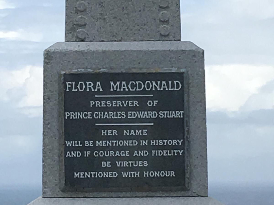 Flora MacDonald's Grave景点图片