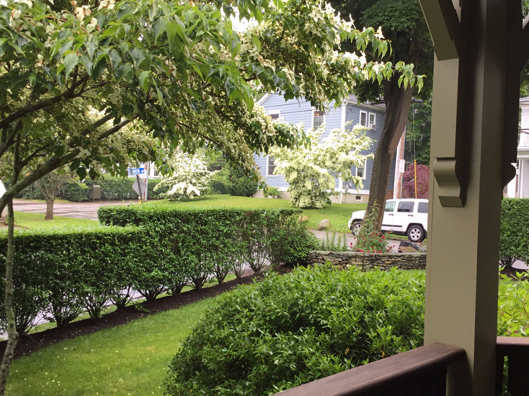 The Cliffside Inn主图