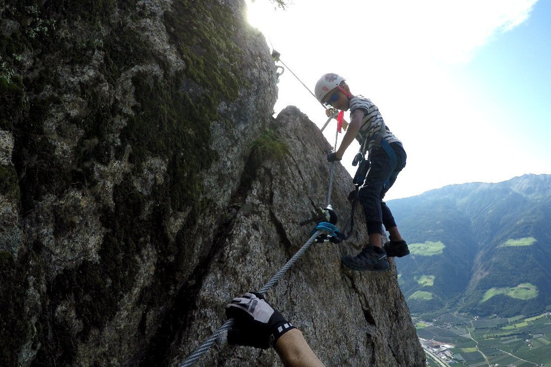 Via Ferrata Knott Unterstell景点图片