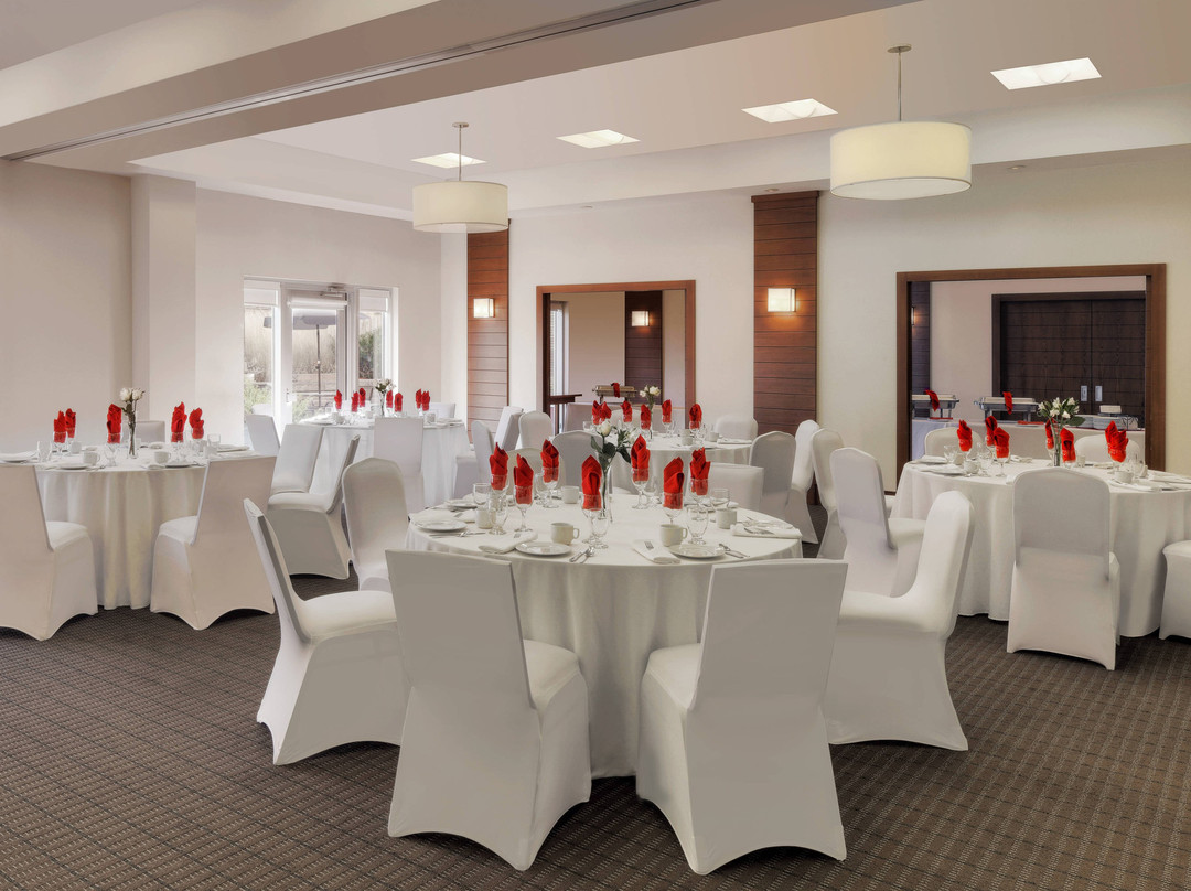 Four Points by Sheraton Cambridge Kitchener, Ontario主图