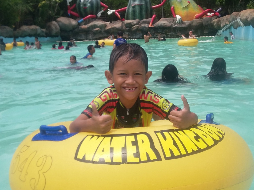 Water Kingdom Family Aquatic Adventure Park-茂物必去景点