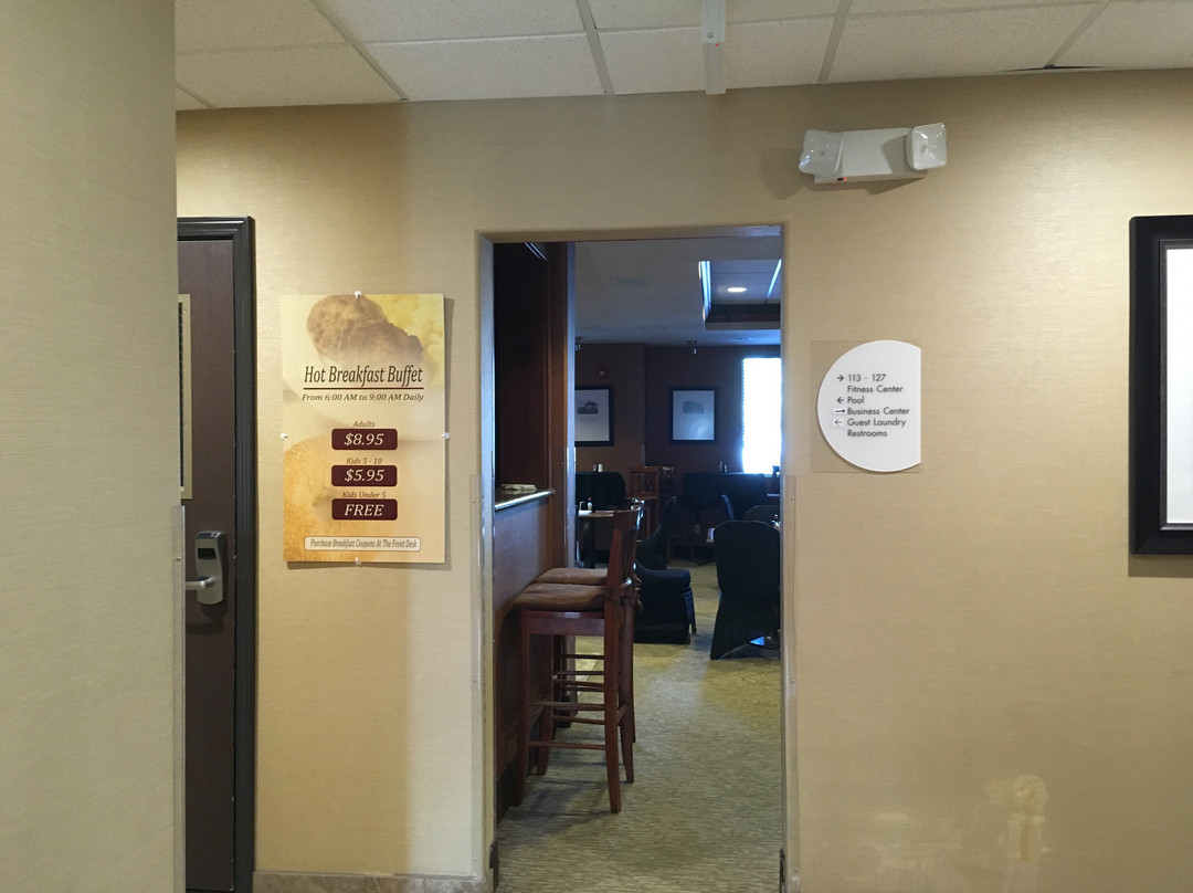 Grand Vista Hotel主图