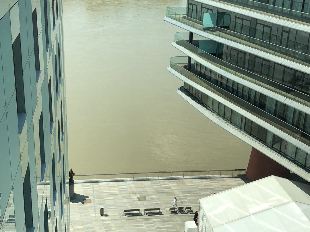 Grand Hotel River Park, a Luxury Collection Hotel, Bratislava主图