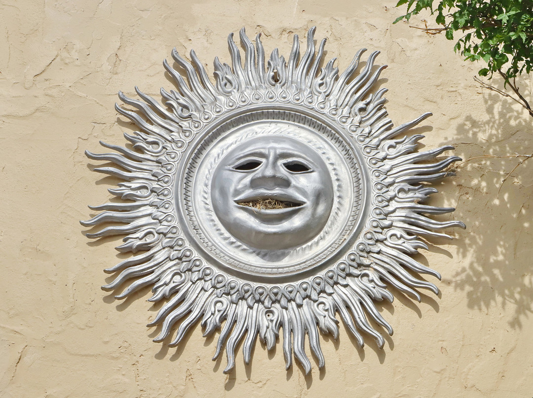 Three Rivers Trading Post Gallery-Tularosa必去景点