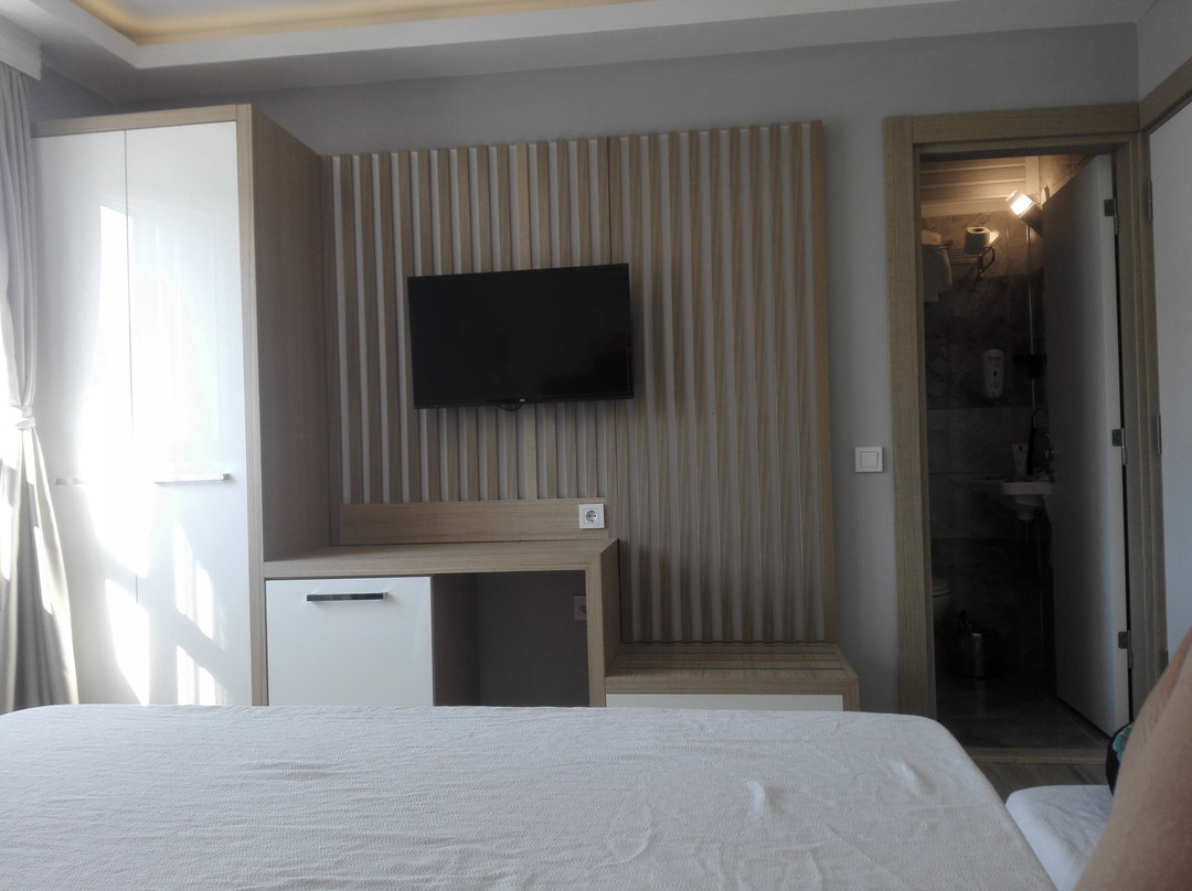 Hotel Bleu Nuit主图