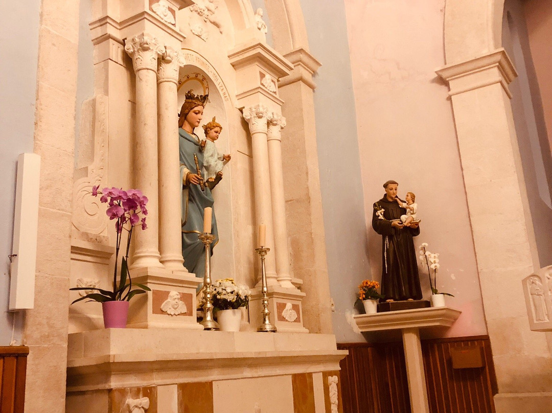 St. Nikole Church景点图片