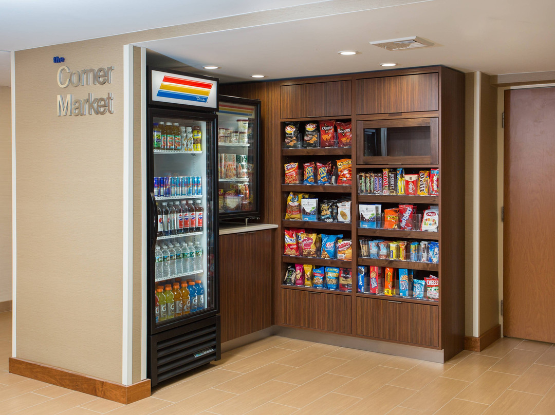 Fairfield Inn Manchester-Boston Regional Airport主图