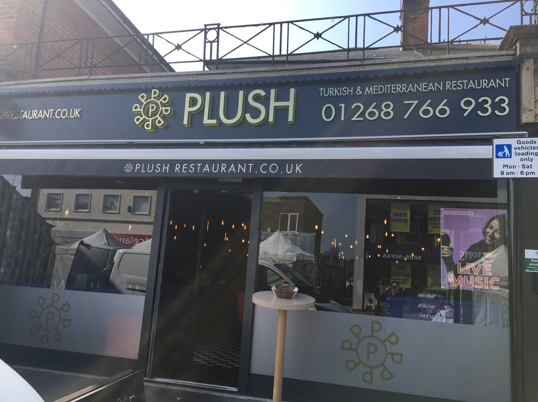 Wickford餐馆和美食-Plush Restaurant