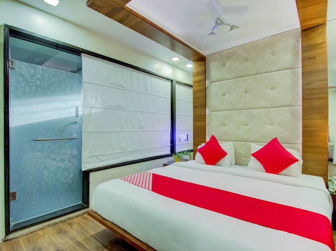 Capital O 29191 Hotel Devamrit主图