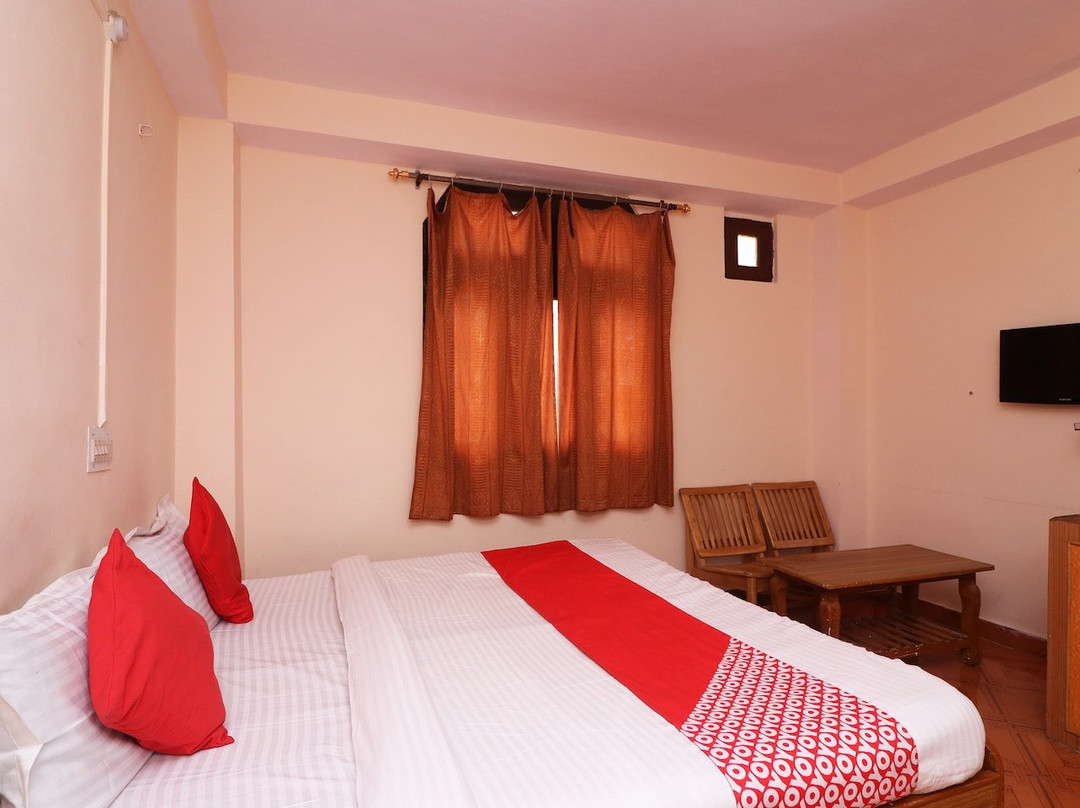 OYO 36552 Royal Voyages主图