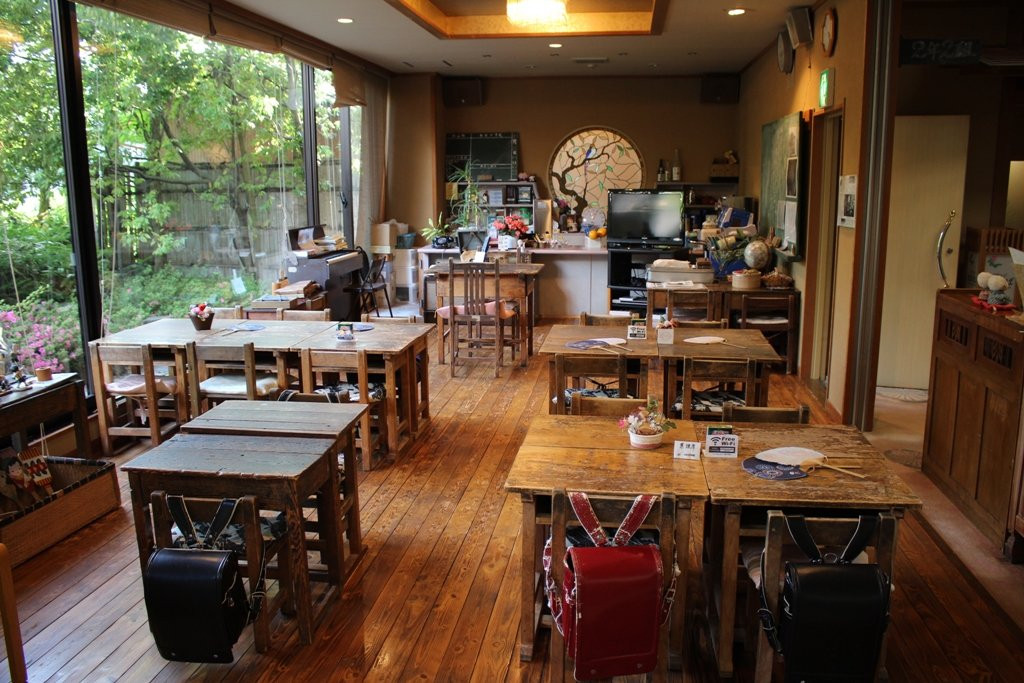 石埠酒店主图