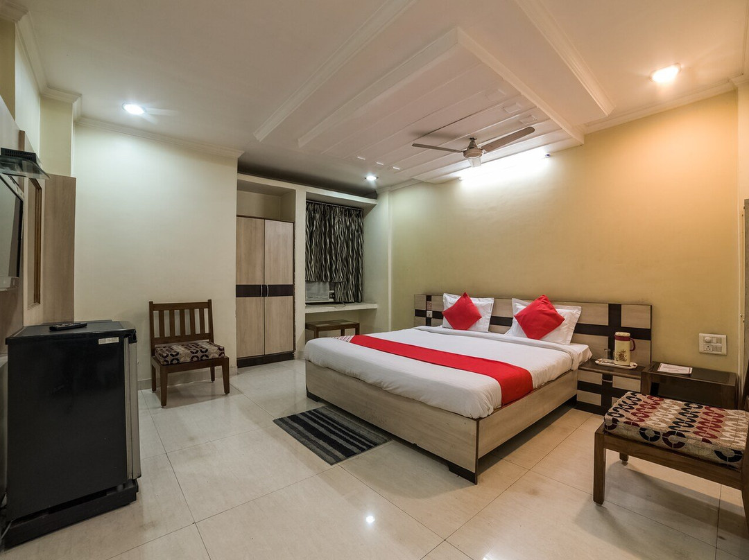 OYO Hotel Anand主图