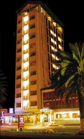 Zeus Hotel-portrait