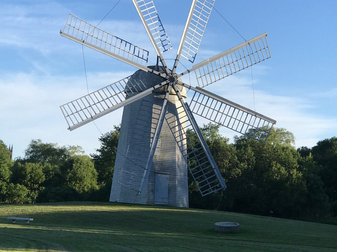 Boyd's Wind Grist Mill景点图片