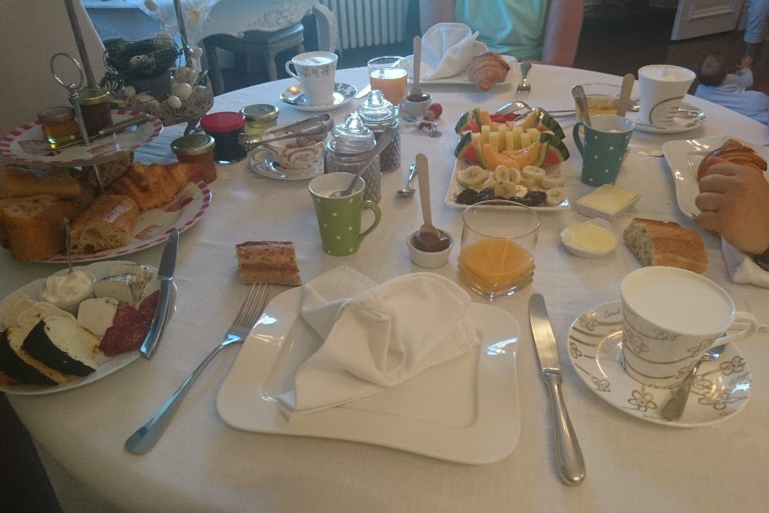 La Villa des Glycines Thouars主图