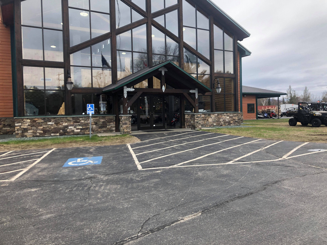 MOMS Groveton-Groveton必去景点