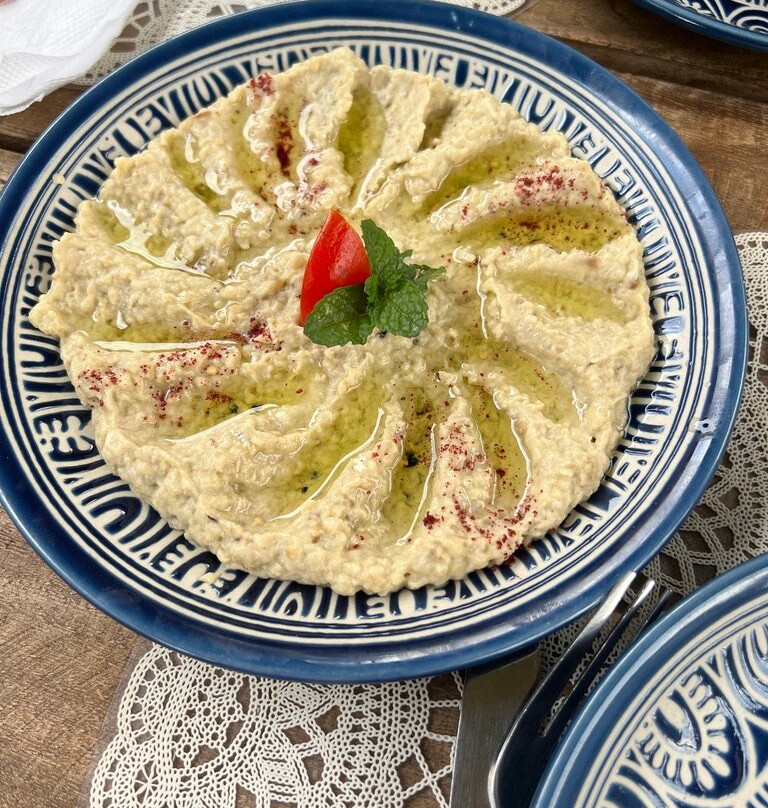 Fayrouz Restaurant And Cafe Shop