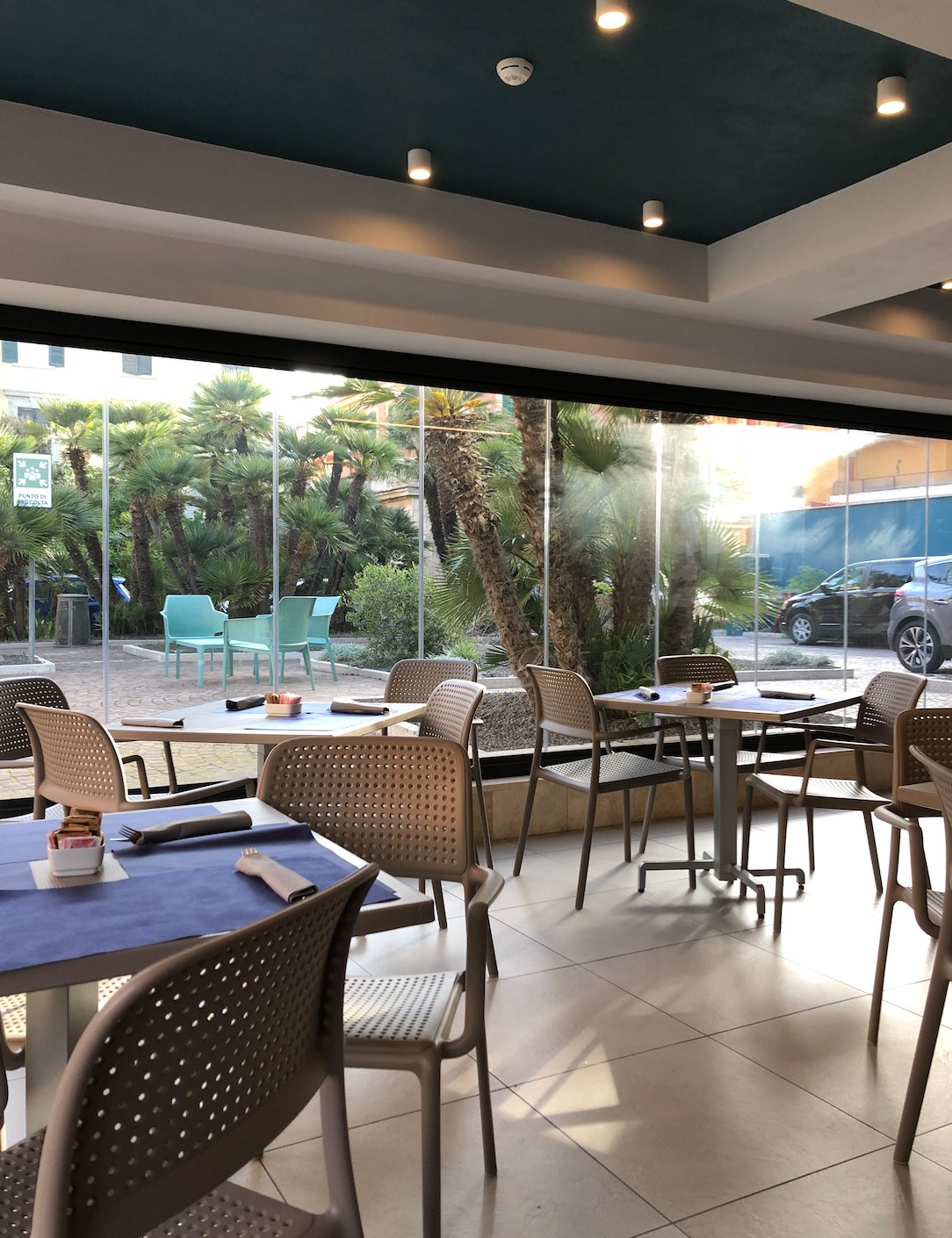 Fly Deco Hotel-餐饮