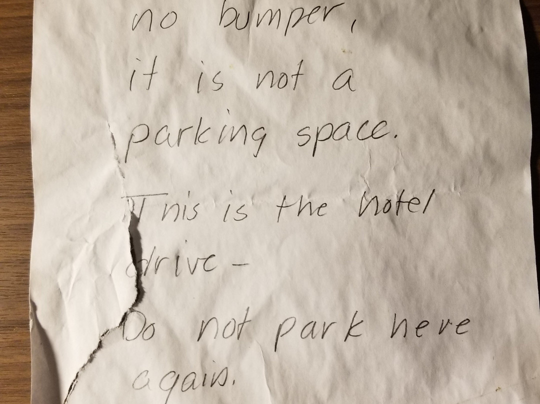 Magnolia Garden Inn & Suites主图