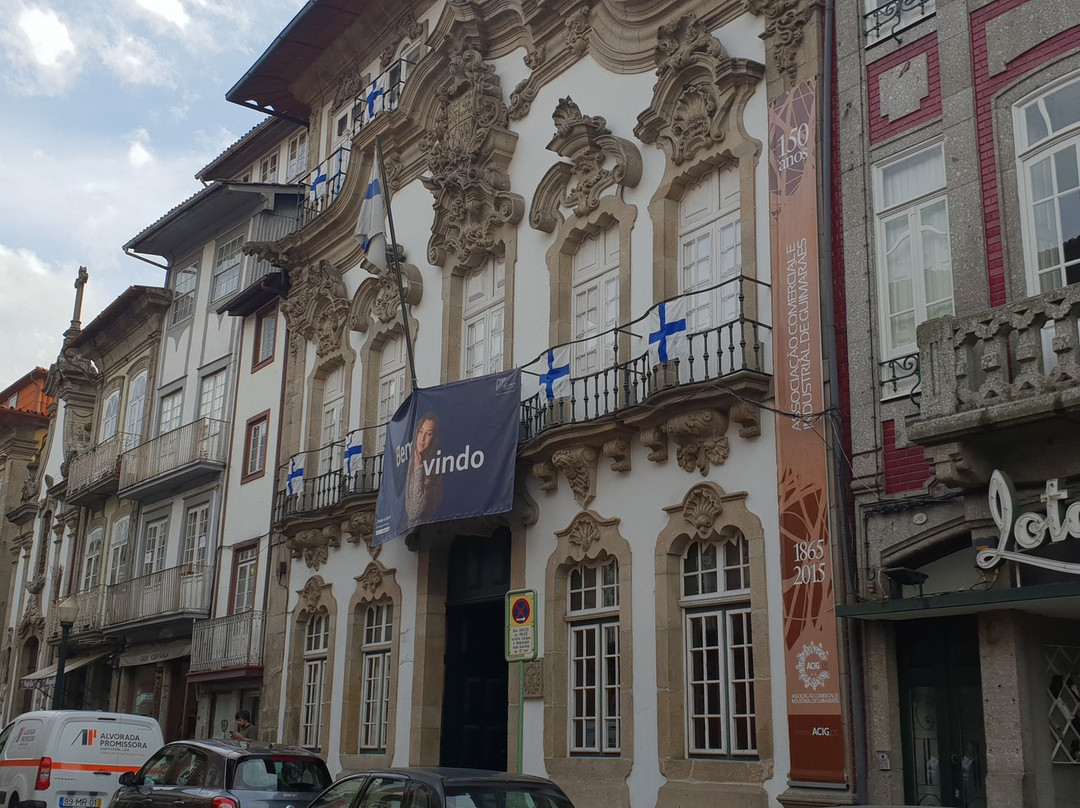 Casa dos Lobo Machado-吉马良斯必去景点