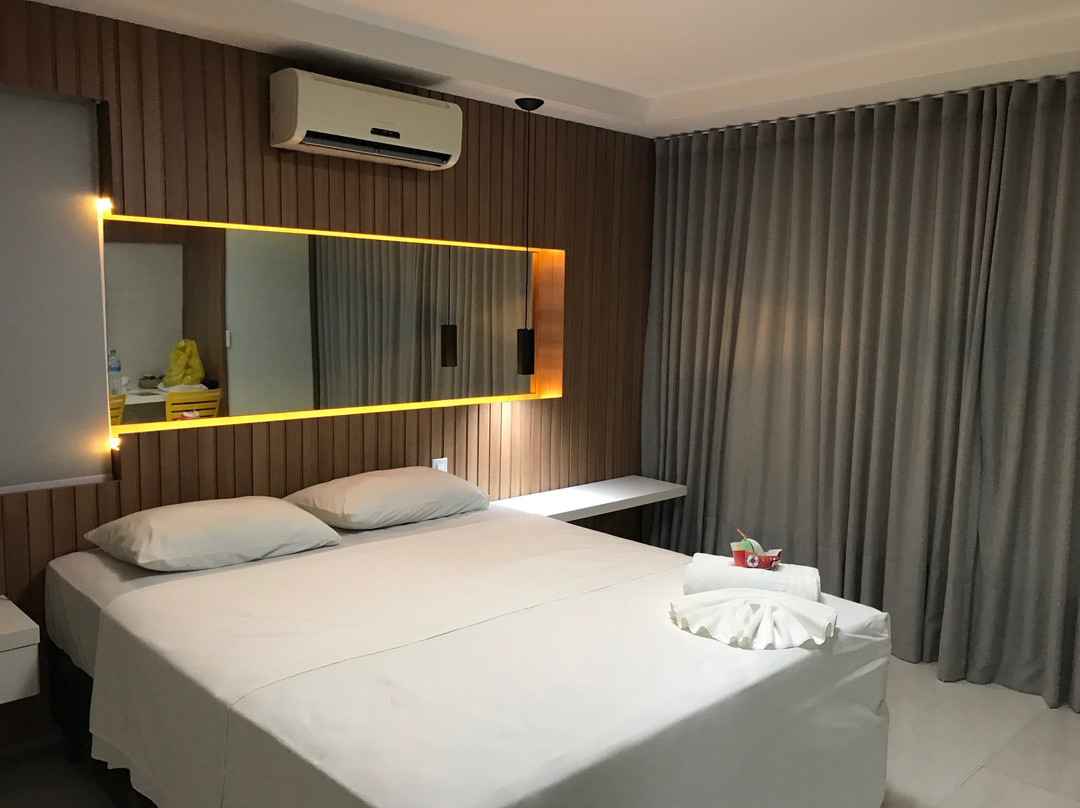 Oceanview Hotel主图