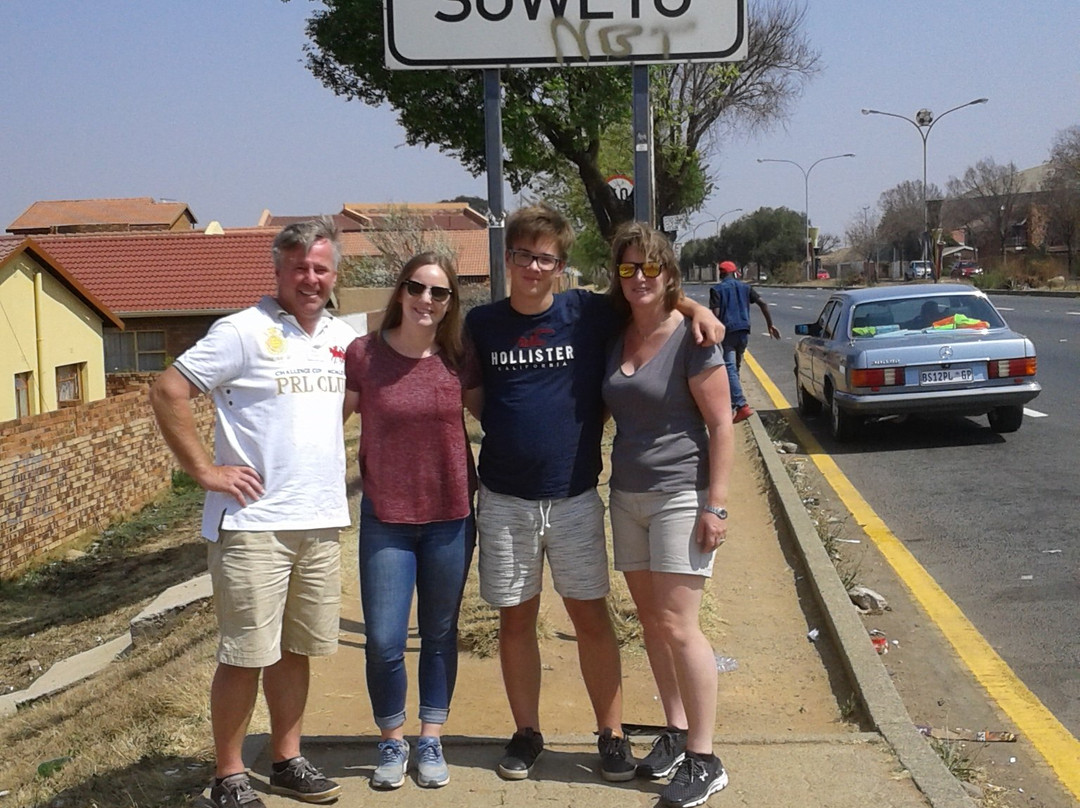 索韦托酒店在自由广场主图