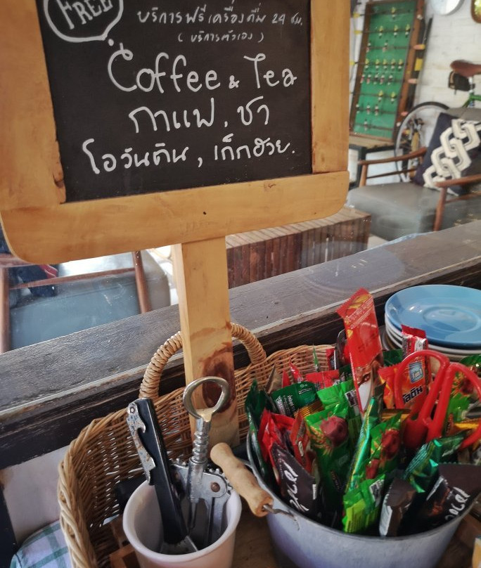 斯里努尔洛奇酒店主图