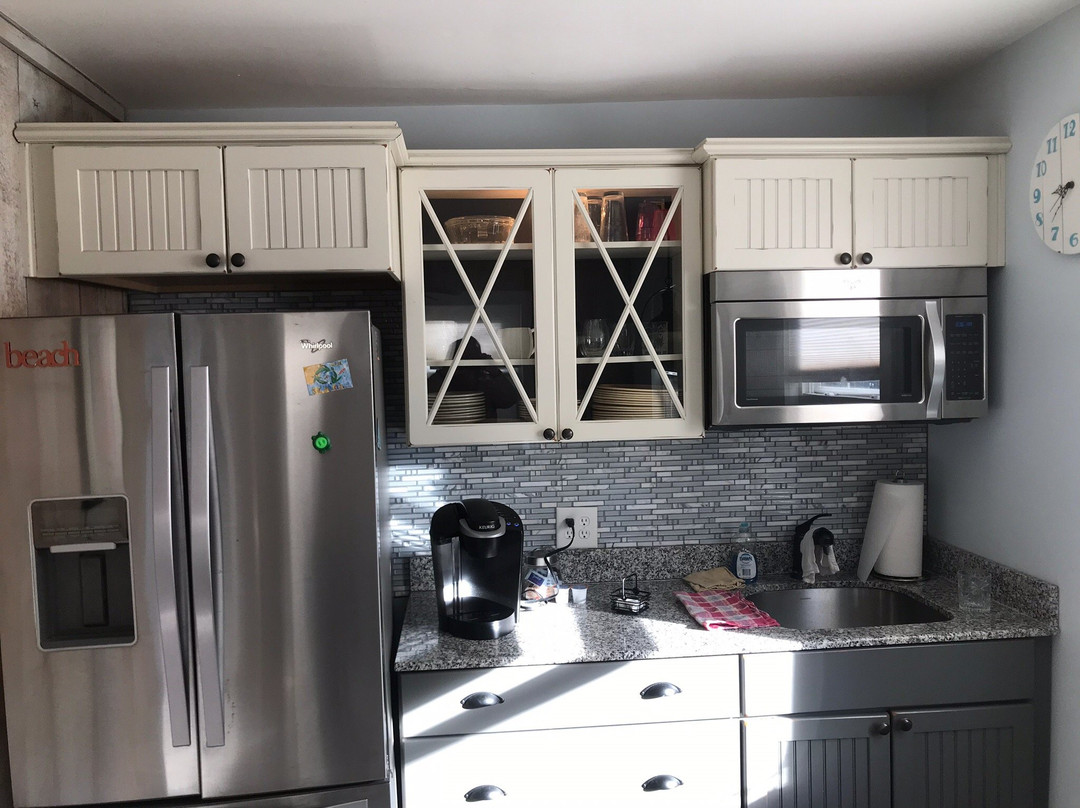 Front Beach Cottages主图