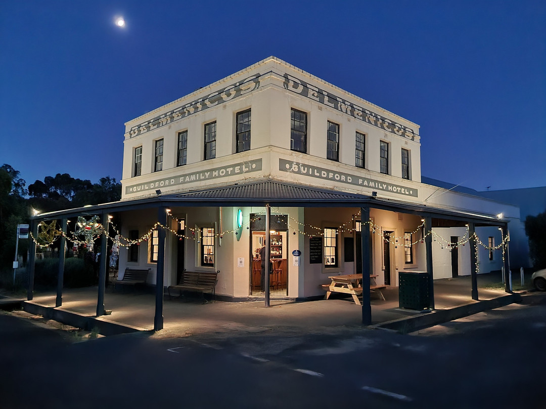 Newstead餐馆和美食-Guildford Family Hotel